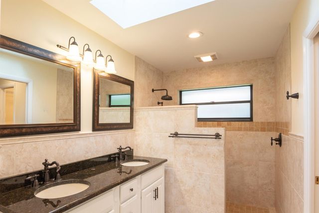 3201 SE Fairway W, Stuart, FL 34997