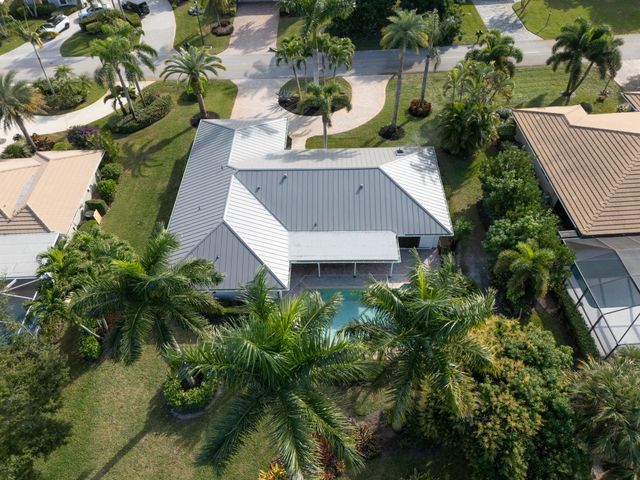 3201 SE Fairway W, Stuart, FL 34997