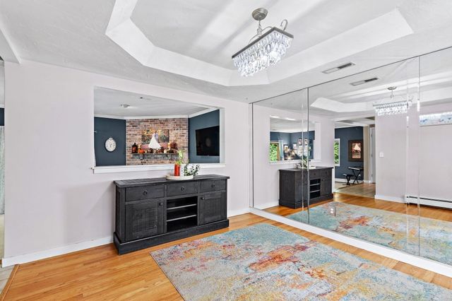 11 Magnolia Dr 11, Franklin, MA 02038