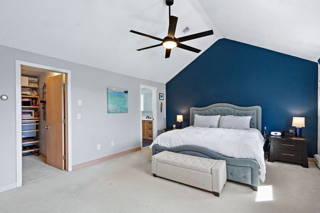 11 Magnolia Dr 11, Franklin, MA 02038