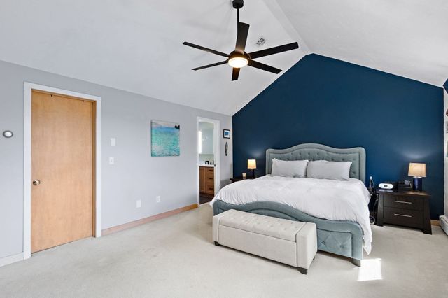 11 Magnolia Dr 11, Franklin, MA 02038