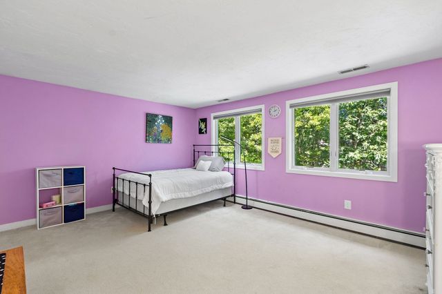 11 Magnolia Dr 11, Franklin, MA 02038