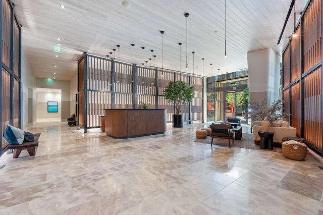 1212 Demonbreun St Apt 812, Nashville, TN 37203