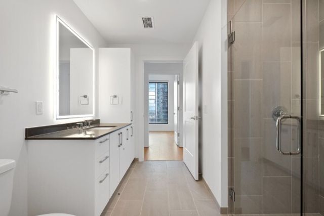 1212 Demonbreun St Apt 812, Nashville, TN 37203