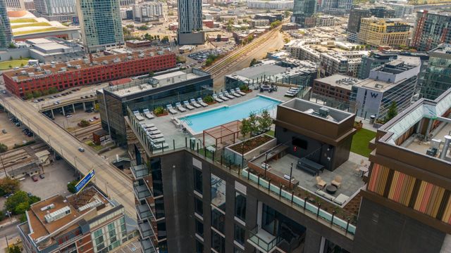 1212 Demonbreun St Apt 812, Nashville, TN 37203