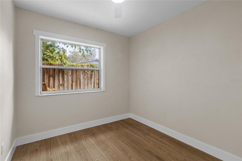 Image 11 of property listing at 8112 N 18TH STREET, Tampa, FL 33604
