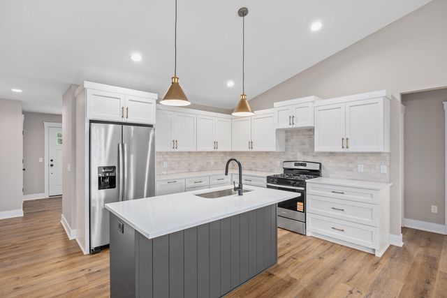 9237 Shimano Drive, Portland, MI 48875