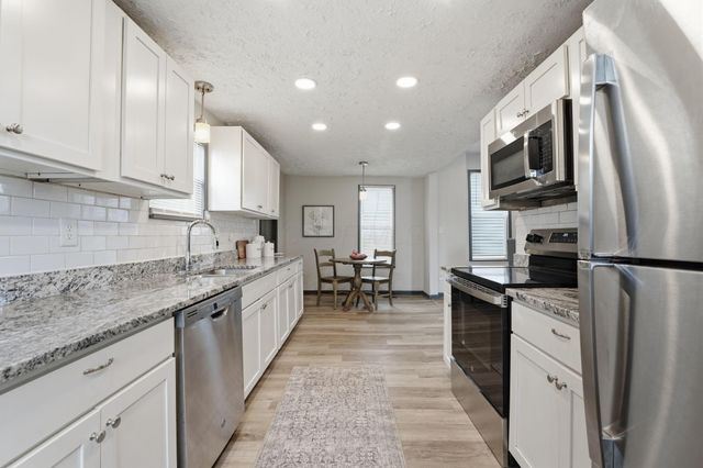 323 W Park Avenue, Columbus, OH 43223