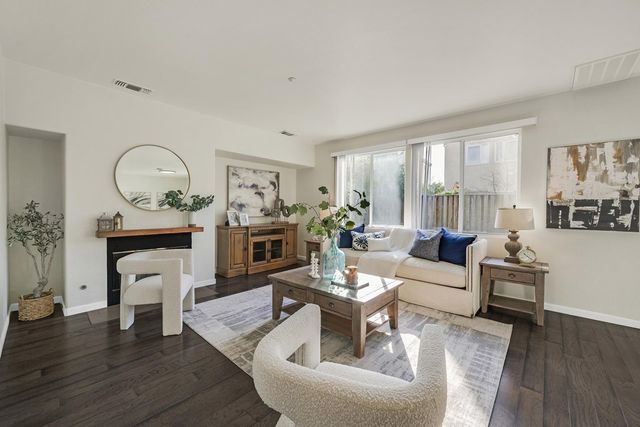 19 Kevin Ln, American Canyon, CA 94503