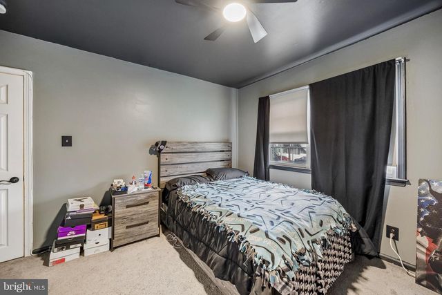 6 WESLEY AVE, Cherry Hill, NJ 08002
