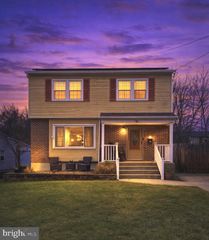 6 WESLEY AVE, Cherry Hill, NJ 08002