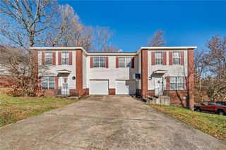5 Iris A/B, Bentonville, AR 72712