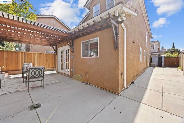 33011 Carrara Ter, Union City, CA 94587