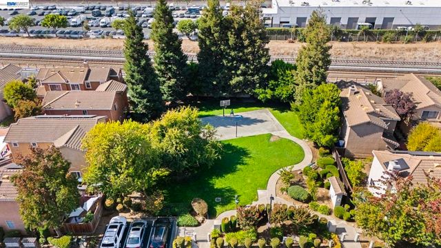 33011 Carrara Ter, Union City, CA 94587