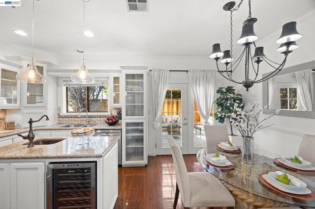 33011 Carrara Ter, Union City, CA 94587