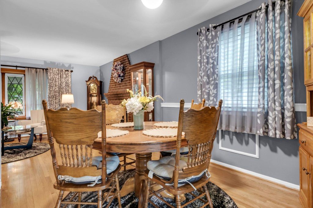 Image 11 of property listing at 9 RING FACTORY RD, Bel Air, MD 21014