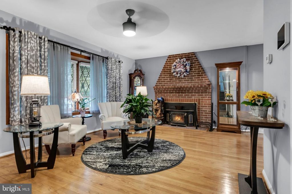 Image 4 of property listing at 9 RING FACTORY RD, Bel Air, MD 21014