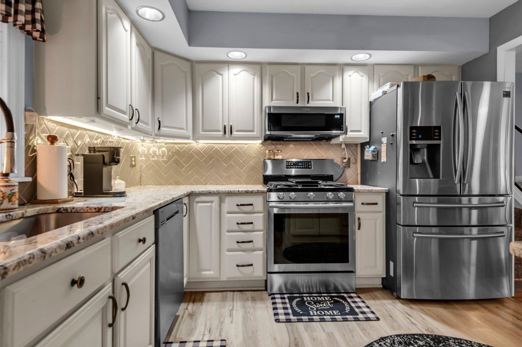 Image 7 of property listing at 9 RING FACTORY RD, Bel Air, MD 21014