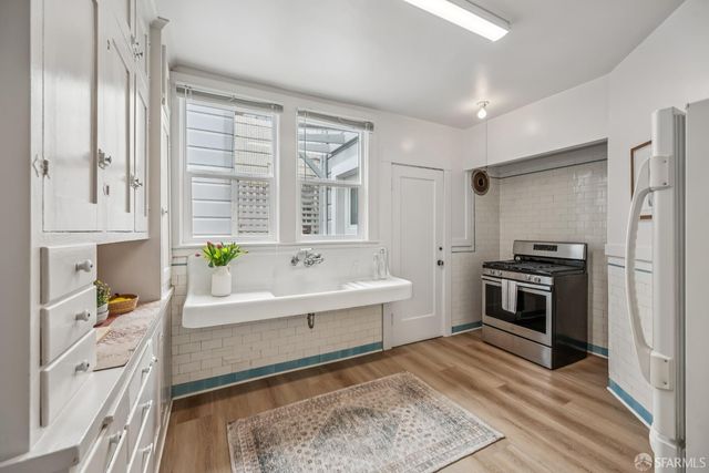 871 42nd Avenue, San Francisco, CA 94121