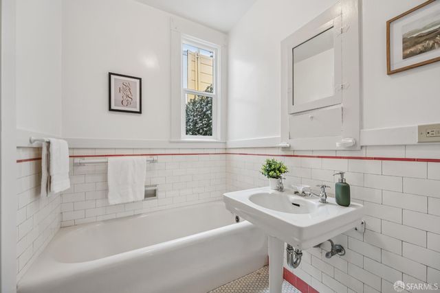871 42nd Avenue, San Francisco, CA 94121