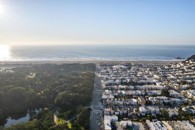 871 42nd Avenue, San Francisco, CA 94121