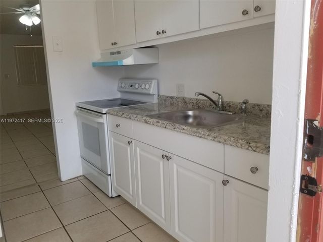 850 E Commercial Blvd 139E, Oakland Park, FL 33334