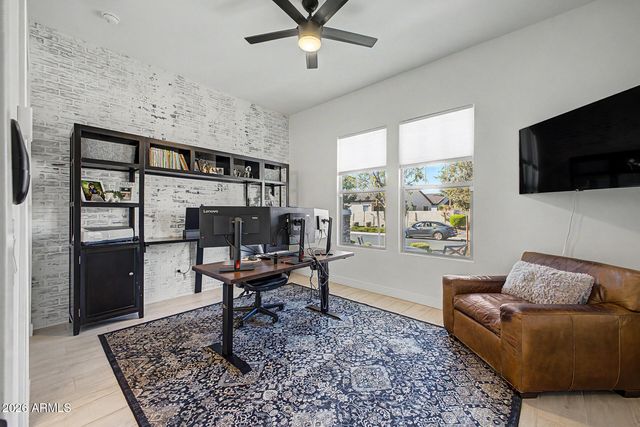 9527 E SOLINA Avenue, Mesa, AZ 85212