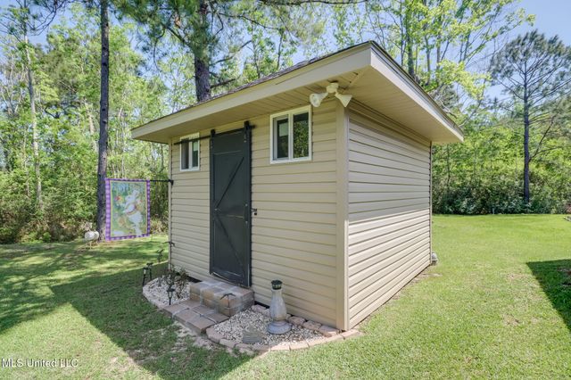 14920 N Swan Road, Gulfport, MS 39503