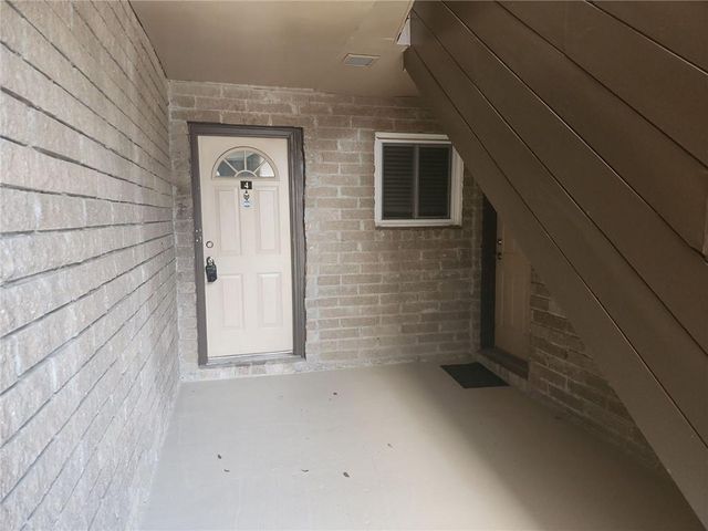 346 Carpenter Drive 4, Atlanta, GA 30328