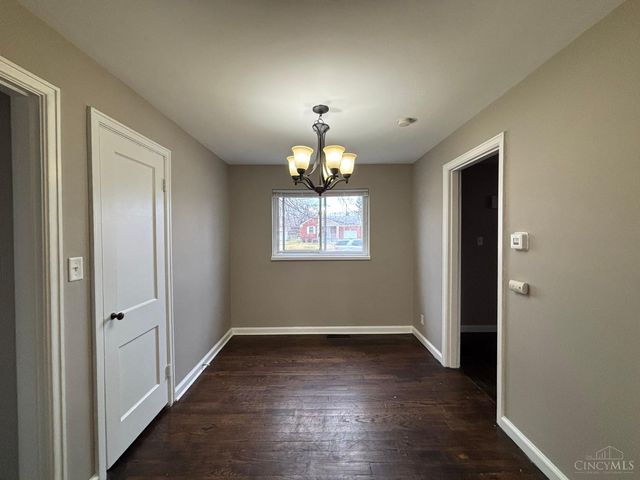 337 E Dorothy Lane, Kettering, OH 45419