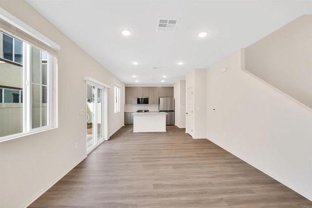 28311 Via Moscotel, Temecula, CA 92591