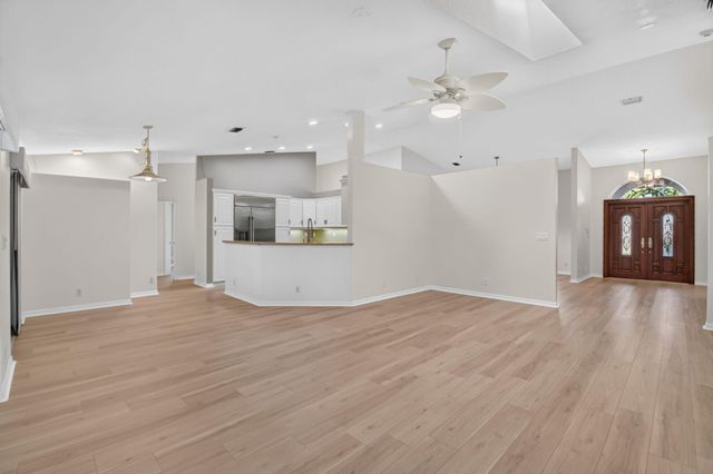 13578 Chatsworth Village Drive, Wellington, FL 33414