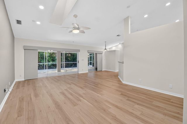 13578 Chatsworth Village Drive, Wellington, FL 33414