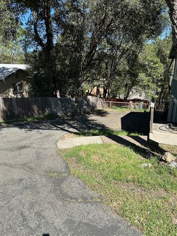 21407 Crystal Falls Dr, Sonora, CA 95370