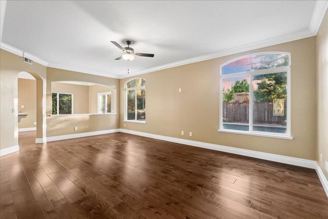 5351 Erickson Dr, Granite Bay, CA 95746