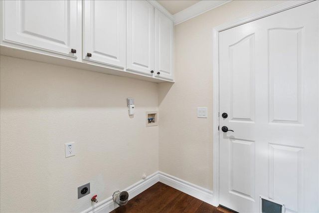 5351 Erickson Dr, Granite Bay, CA 95746
