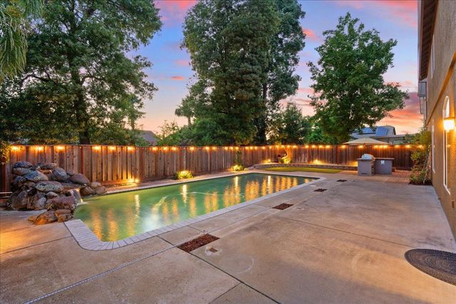 5351 Erickson Dr, Granite Bay, CA 95746