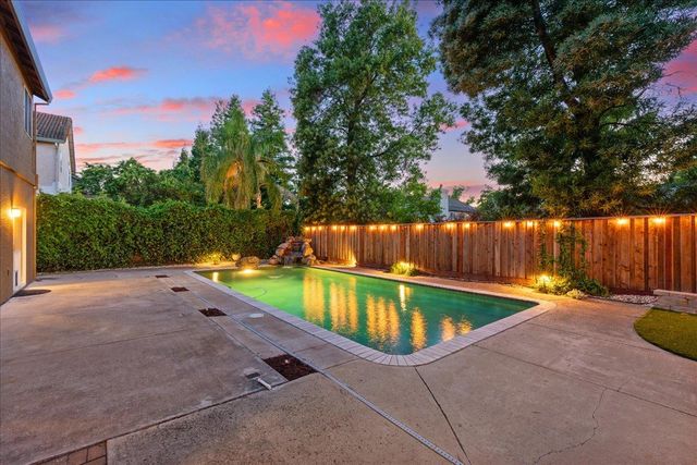 5351 Erickson Dr, Granite Bay, CA 95746