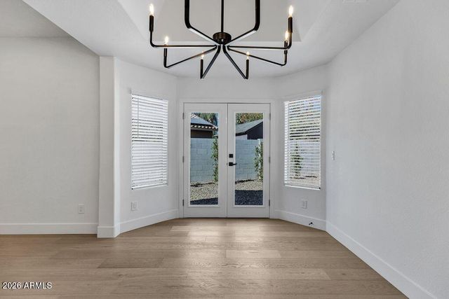 897 W PINON Avenue, Gilbert, AZ 85233