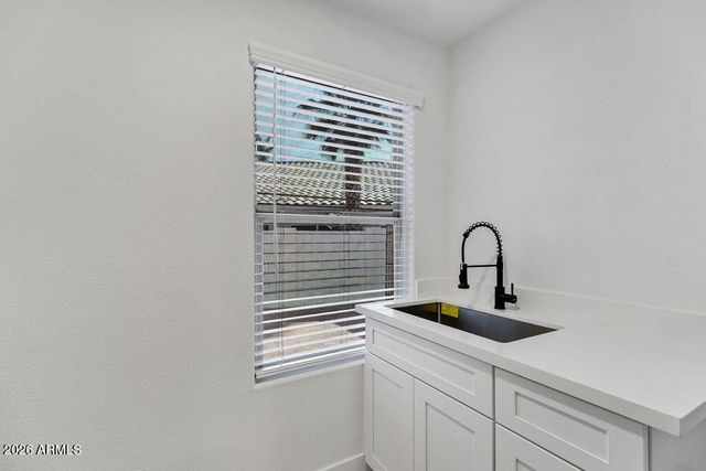 897 W PINON Avenue, Gilbert, AZ 85233