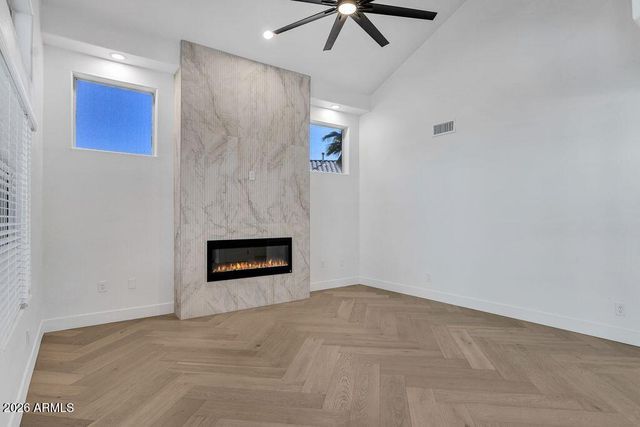 897 W PINON Avenue, Gilbert, AZ 85233