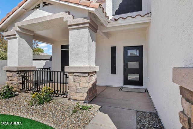 897 W PINON Avenue, Gilbert, AZ 85233