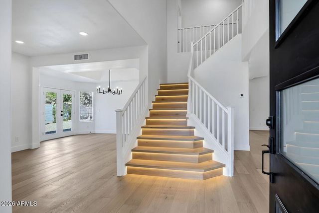 897 W PINON Avenue, Gilbert, AZ 85233