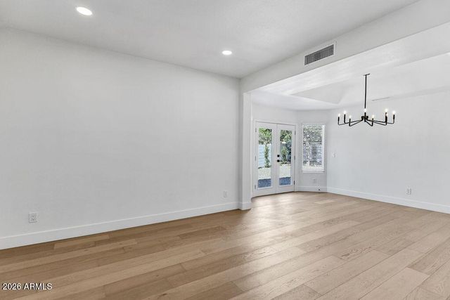 897 W PINON Avenue, Gilbert, AZ 85233