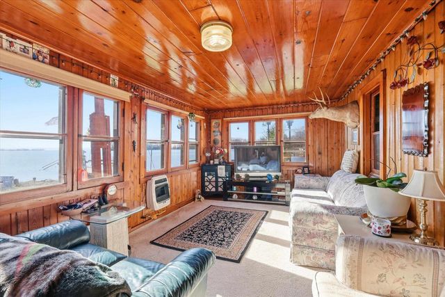 7284 US HIGHWAY 45, Oshkosh, WI 54902