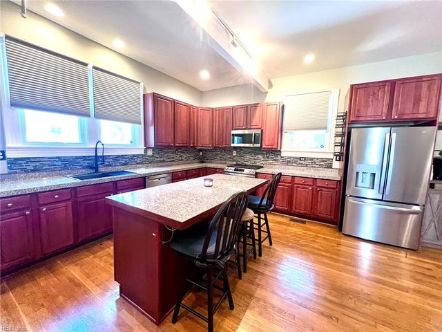1522 Barron ST, Portsmouth, VA 23704