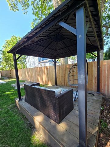 1522 Barron ST, Portsmouth, VA 23704