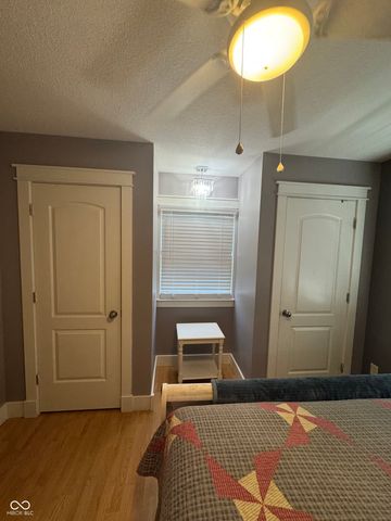 2216 Newton Street, Columbus, IN 47201