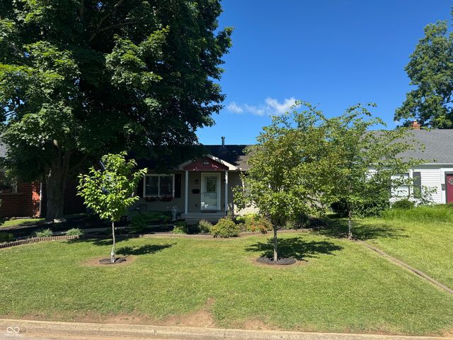 2216 Newton Street, Columbus, IN 47201