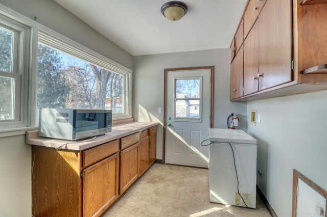 1707 6th Street S, Moorhead, MN 56560